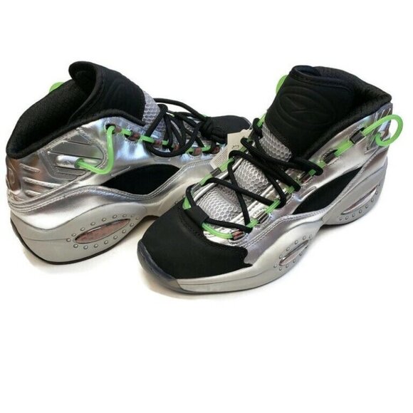 Reebok Size 10 Question Mid Illumination's Minions "Gru Lab" x Iverson FW7548 - Picture 7 of 7